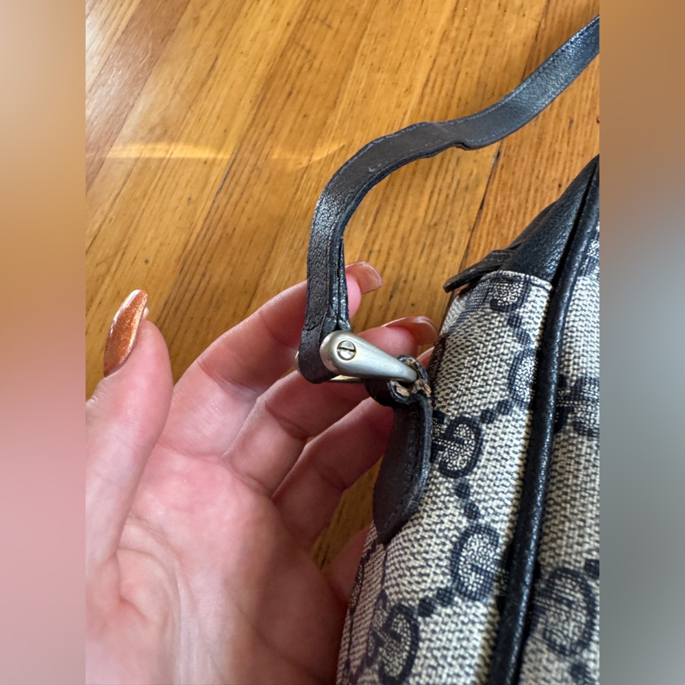 80s Vintage Gucci GG Supreme crossbody bag - Picture 10 of 14